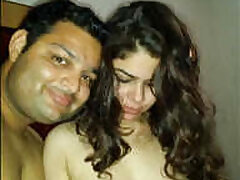cute-desi-fingering-mom