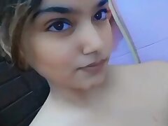 beautiful-cute-desi-girl